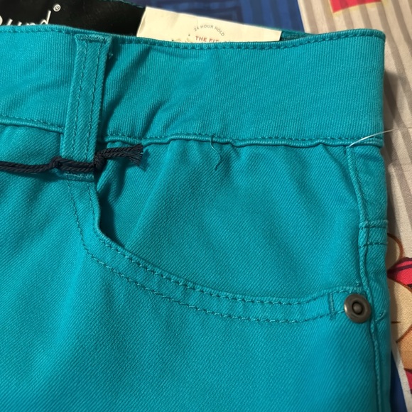 Westbound petite capris - Picture 2 of 5